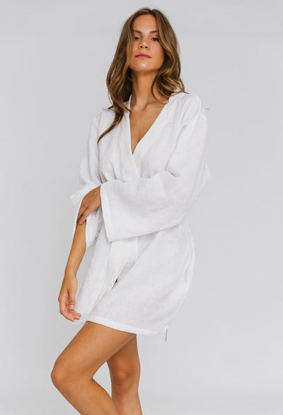Linen Unisex Short Bathrobe "Alice" white