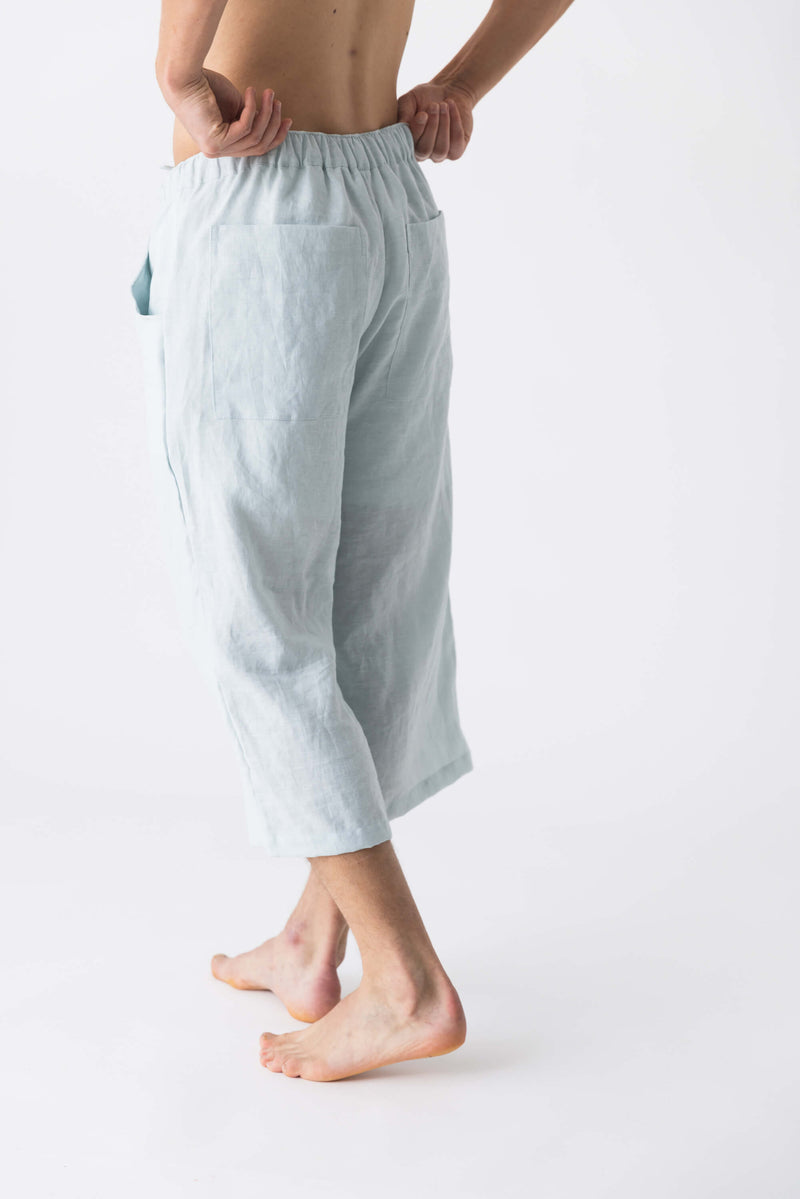 Mens linen shorts back pockets icy blue11