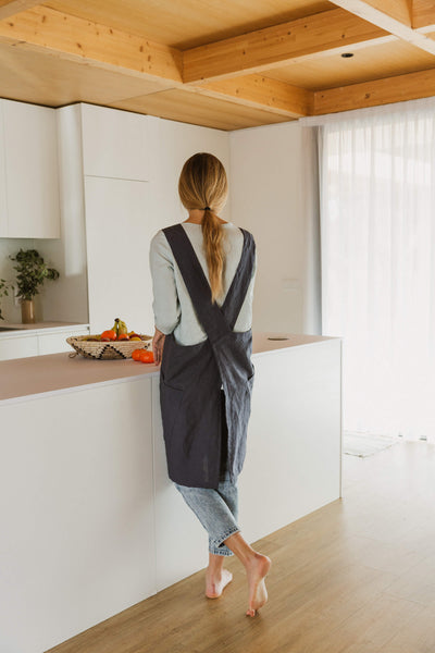 Washed Linen Pinafore Apron lead grey 14