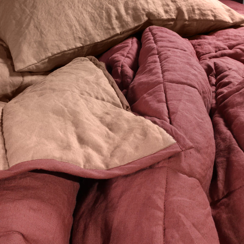 Linen Quilted Bedspread With Wool Padding